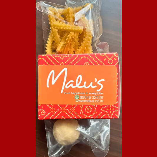 Poori Ladoo + Murkku